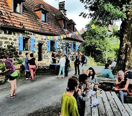 アパート Des Milans Saint-Cirgues-de-Jordanne